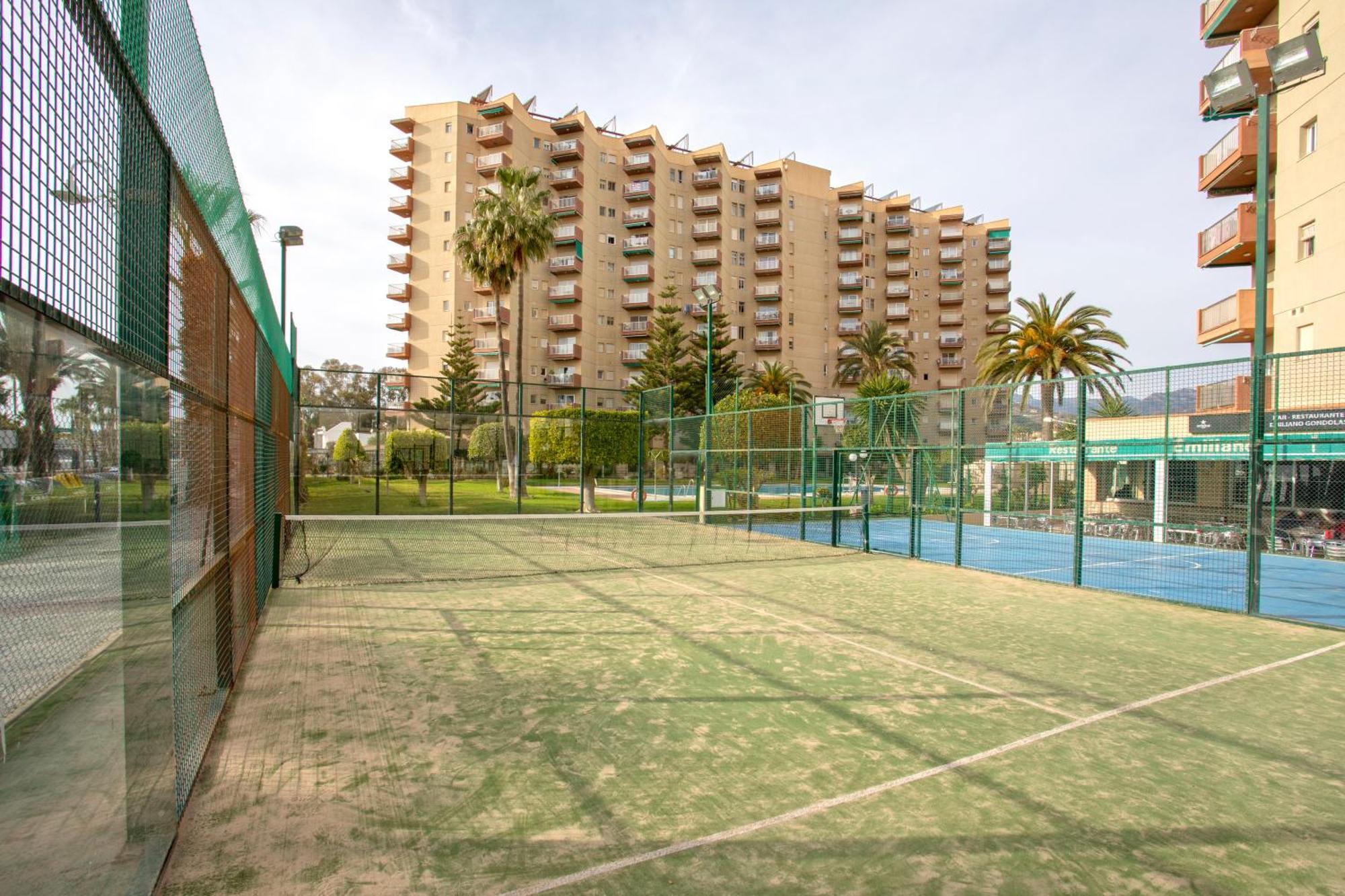 1003 - Seafront Apartment On El Paseo - Air Conditionning - Wi-Fi - Smart Tv Almuñécar Esterno foto
